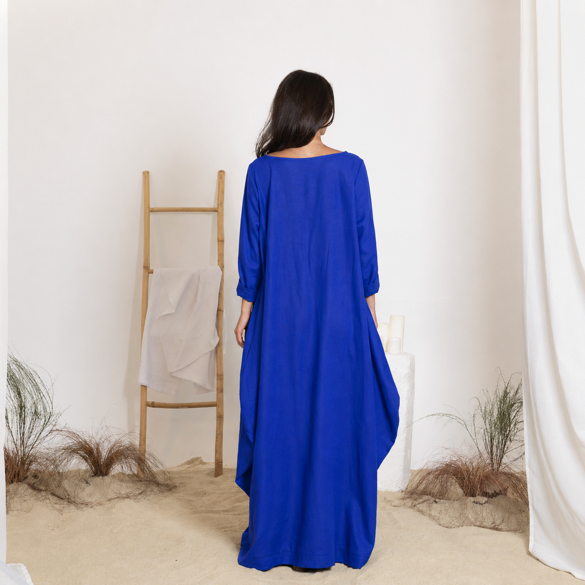 Back view of maxi oversized linen dress