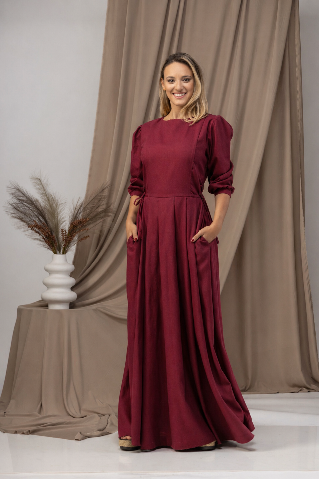 Linen dress with pockets