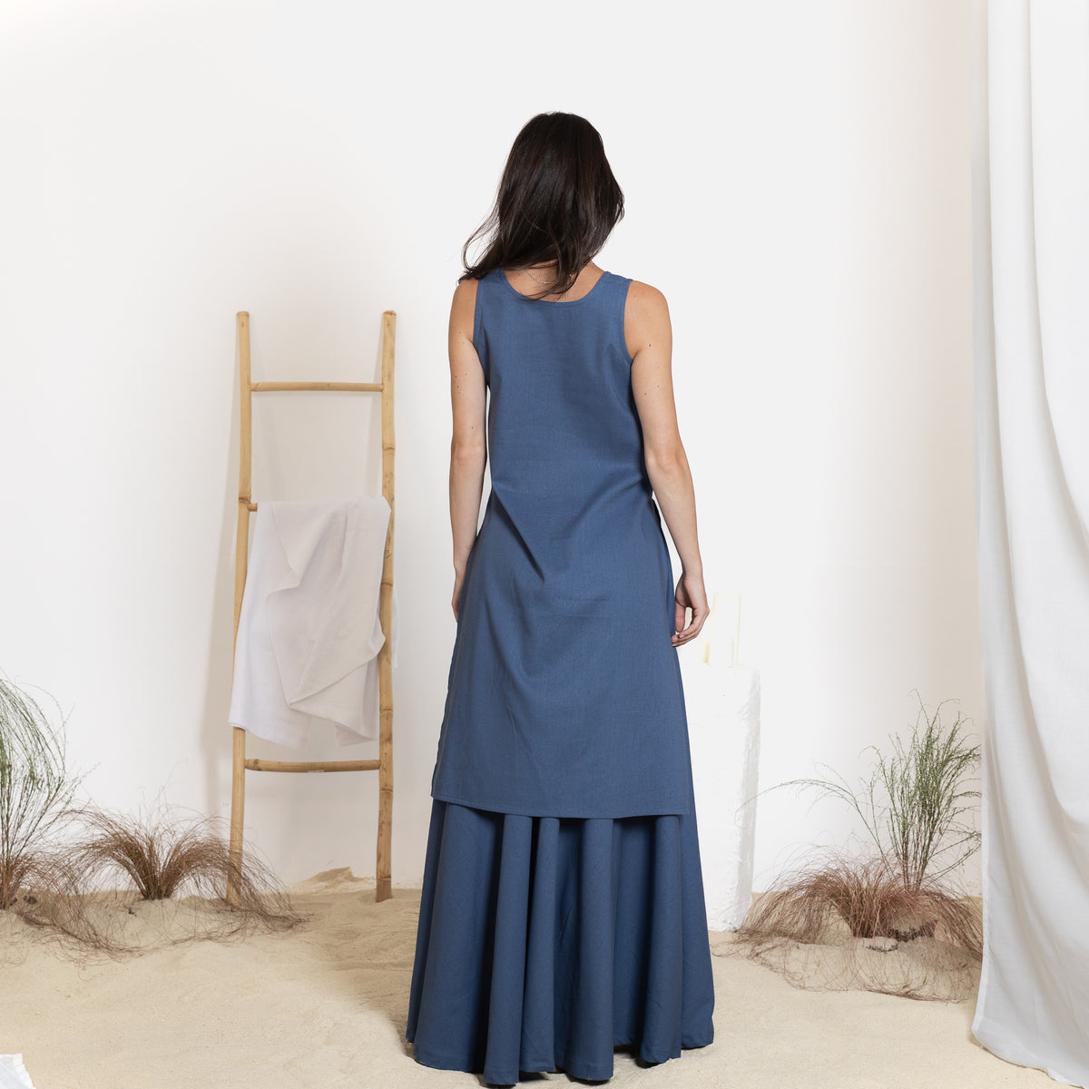 Back view of linen set of tunic and pants