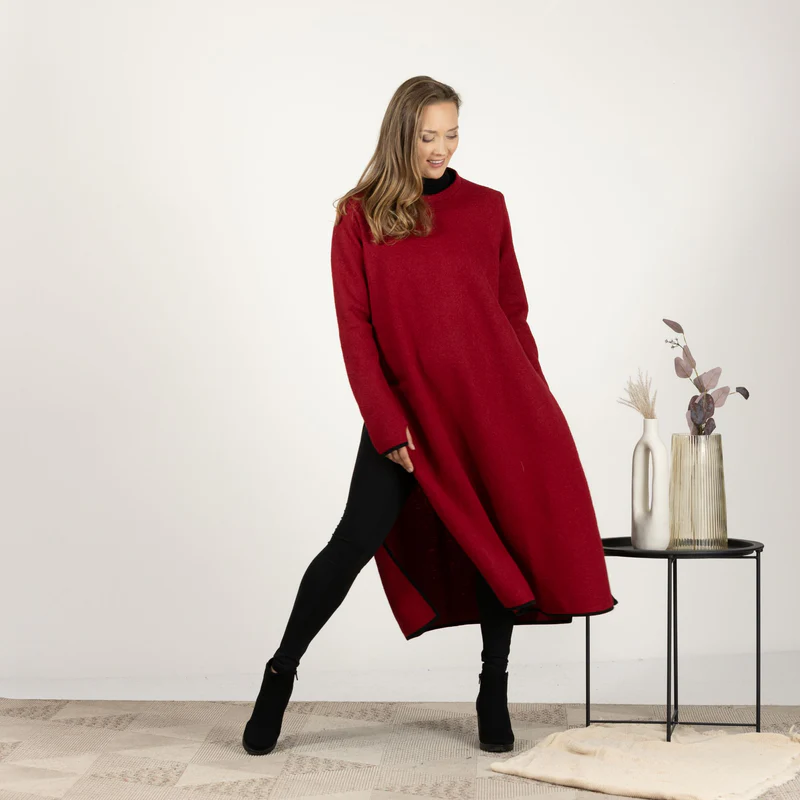 Refined winter dress in wool blend

