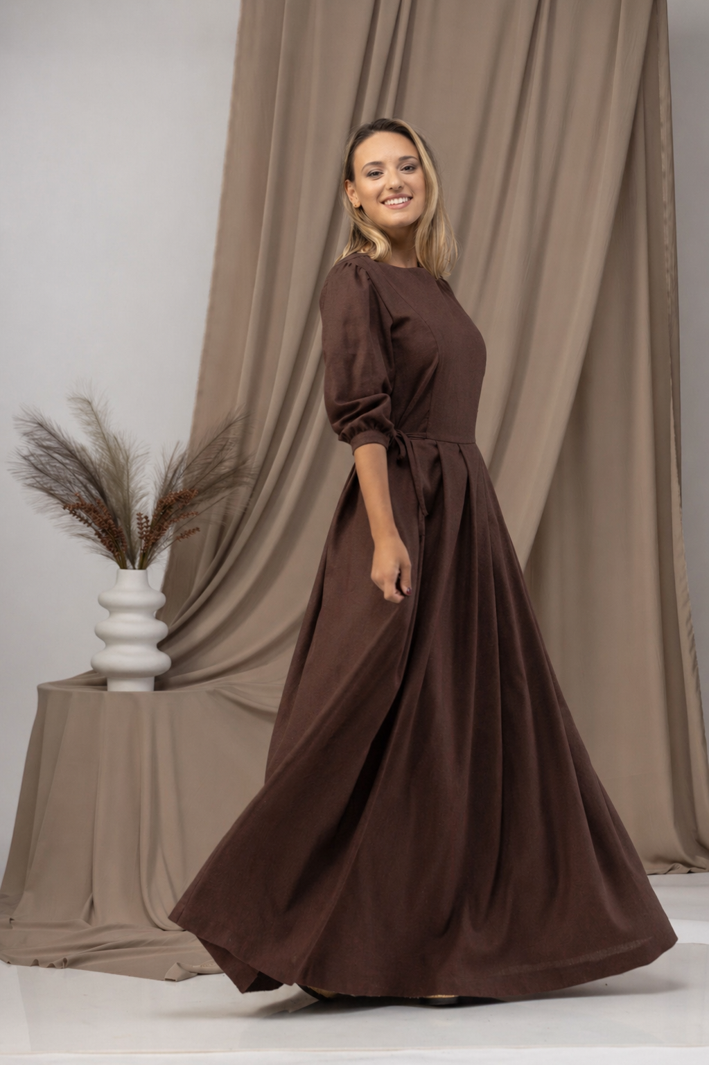 Maxi linen chocolate dress