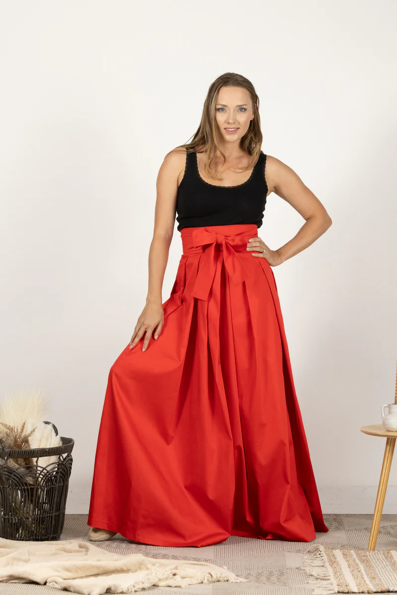 Red skirt for everyday wear